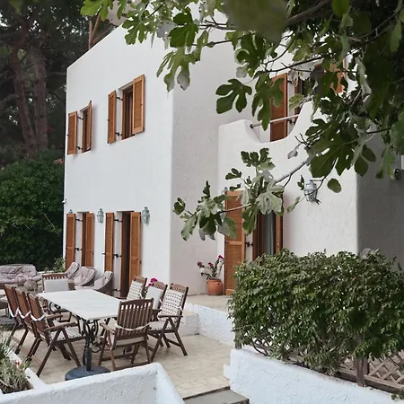 Ikia A Mare PalaiónTsiflíkion