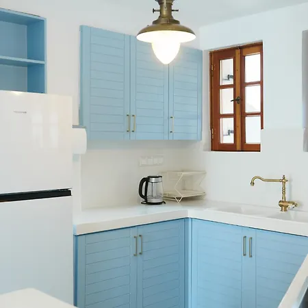 Ikia A Mare PalaiónTsiflíkion