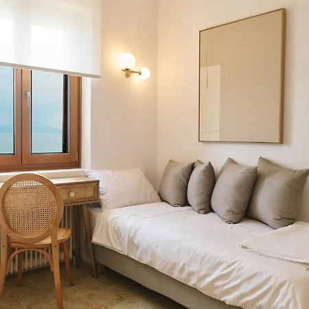 Ikia A Mare * PalaiónTsiflíkion