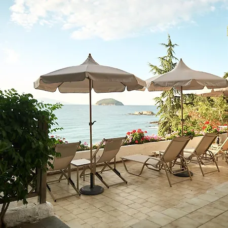 Ikia A Mare PalaiónTsiflíkion